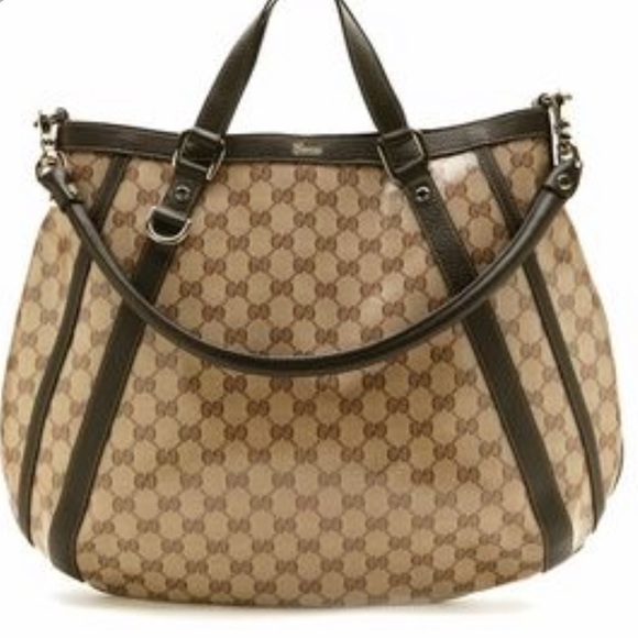 Gucci Handbags - Authentic Gucci handbag